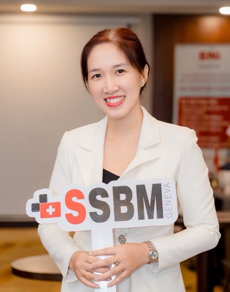 Clara Thư Nguyễn