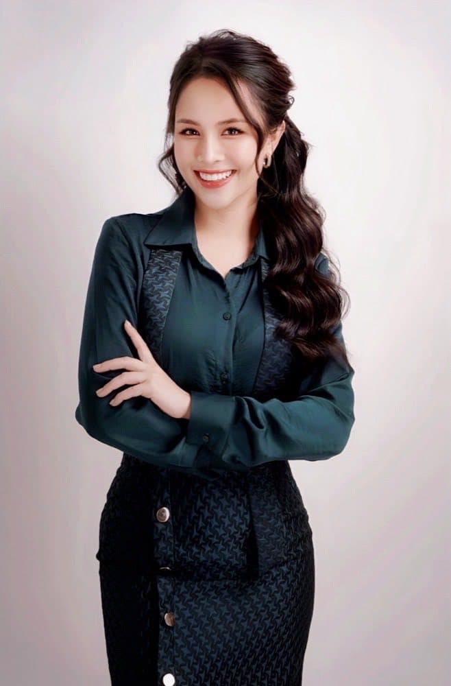 Trần Ái Vi